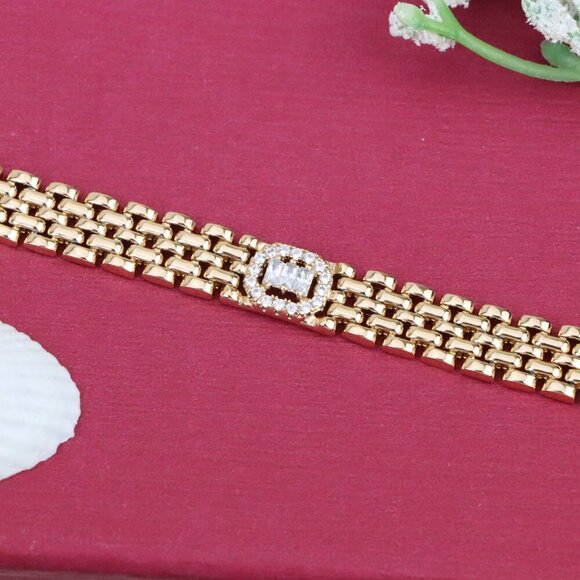 "Elegant Rose Gold Bracelet with Sparkling Central Crystal Accent, XPBL0935 - Picture 12 of 12